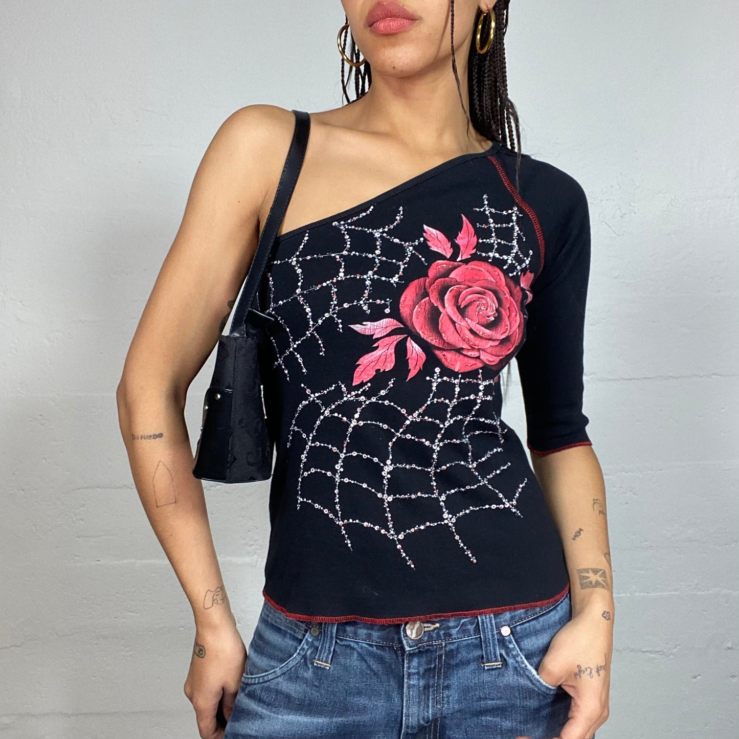 Vintage 2000's Romantic Goth Black One Shoulder Top with Red Rose Print (S/M)