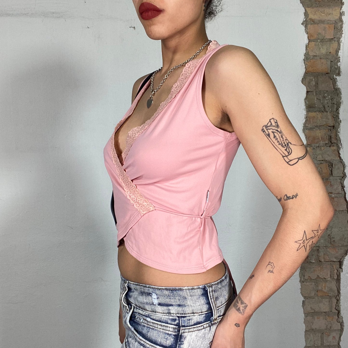 Vintage 2000's Soft Girl Pink Wrap Tank Top with Lace Trim (S/M)