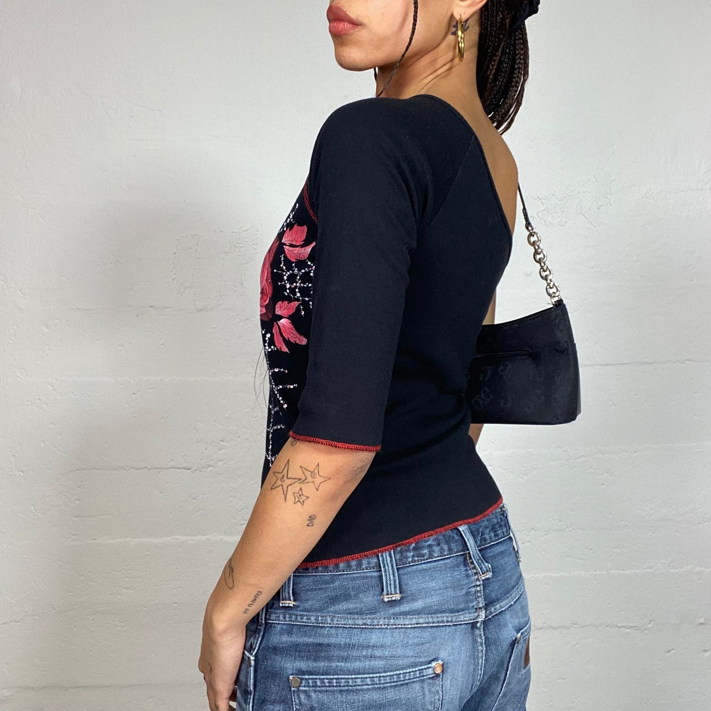 Vintage 2000's Romantic Goth Black One Shoulder Top with Red Rose Print (S/M)