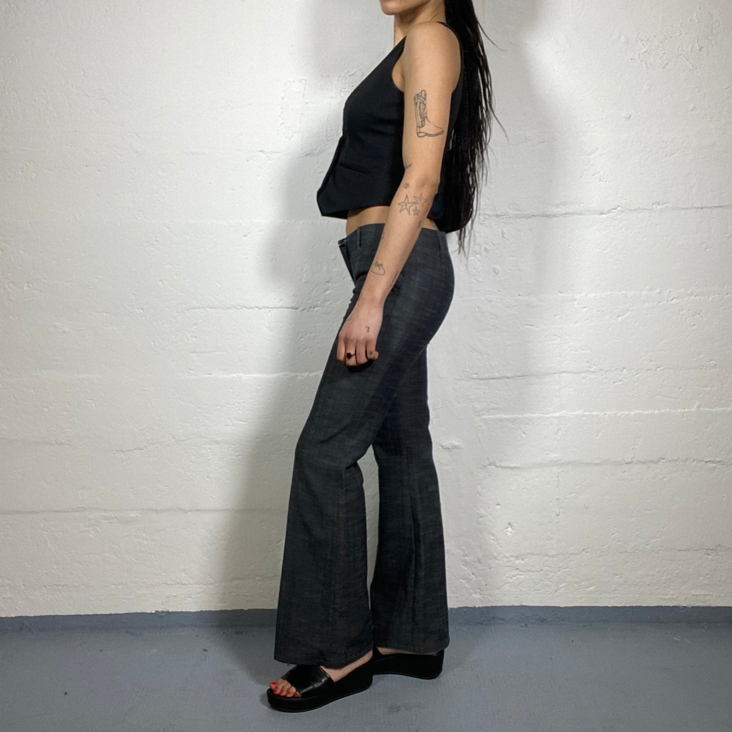 Vintage 2000's Corpcore Girl Stone Grey Pants with Flare Cut (XS)