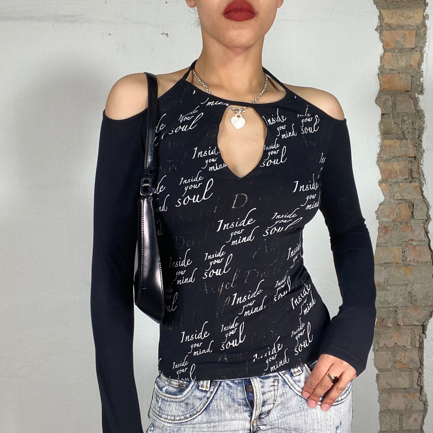 Vintage 2000's Black Shoulder Free Top with 'Inside your mind/soul' Print (S)