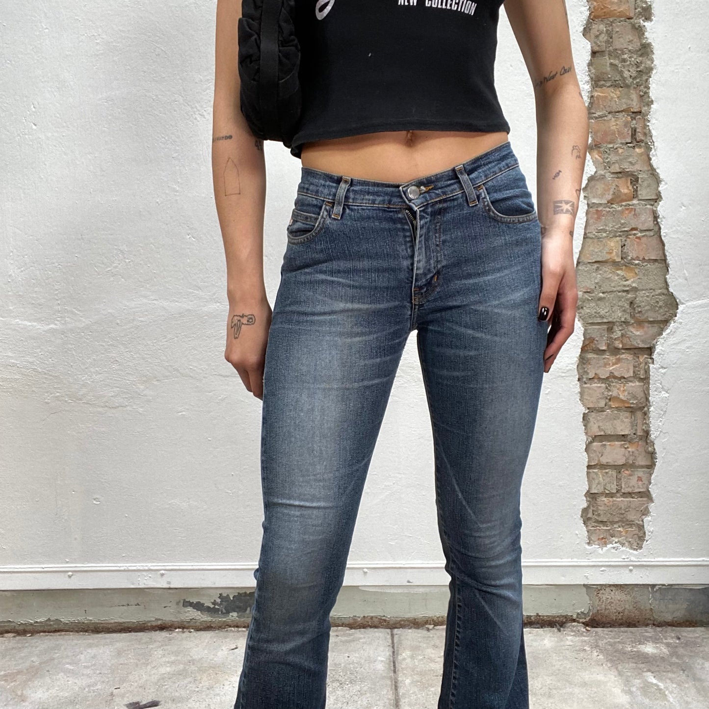 Vintage 2000's Miss Sixty Mid Wash Flared Jeans (S)