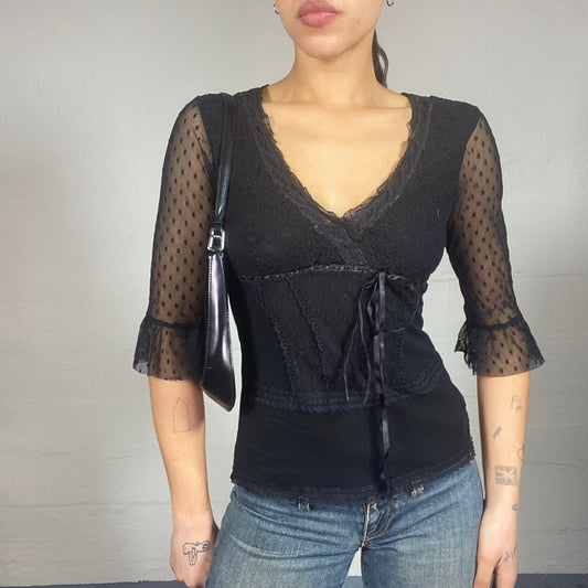 Vintage 2000's Romantic Black Longsleeve Lace Top with Mesh Sleeves Detail (S)