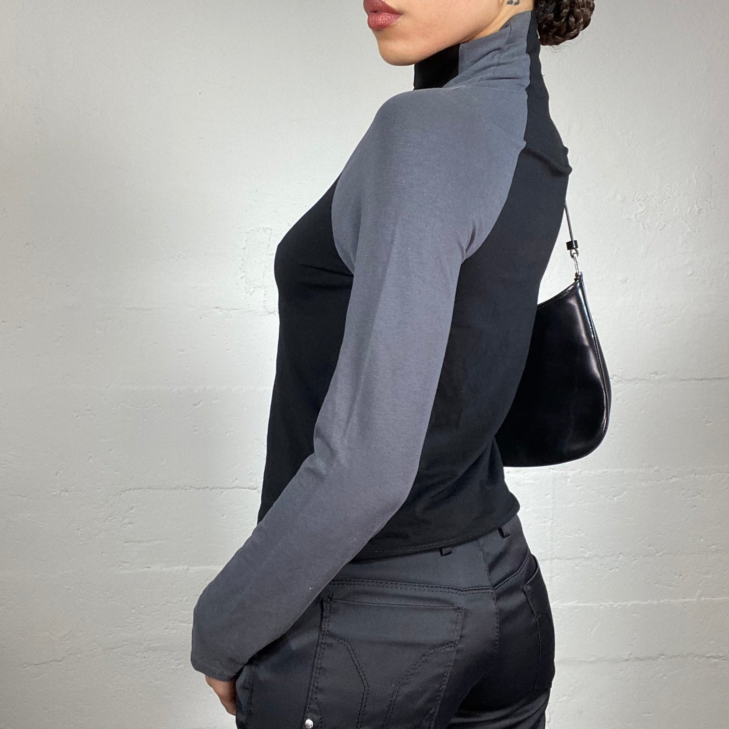 Vintage 2000's Calvin Klein Sporty Grey and Black Highneck Longsleeve Top with Golden Studs "CK" Print (S/M)