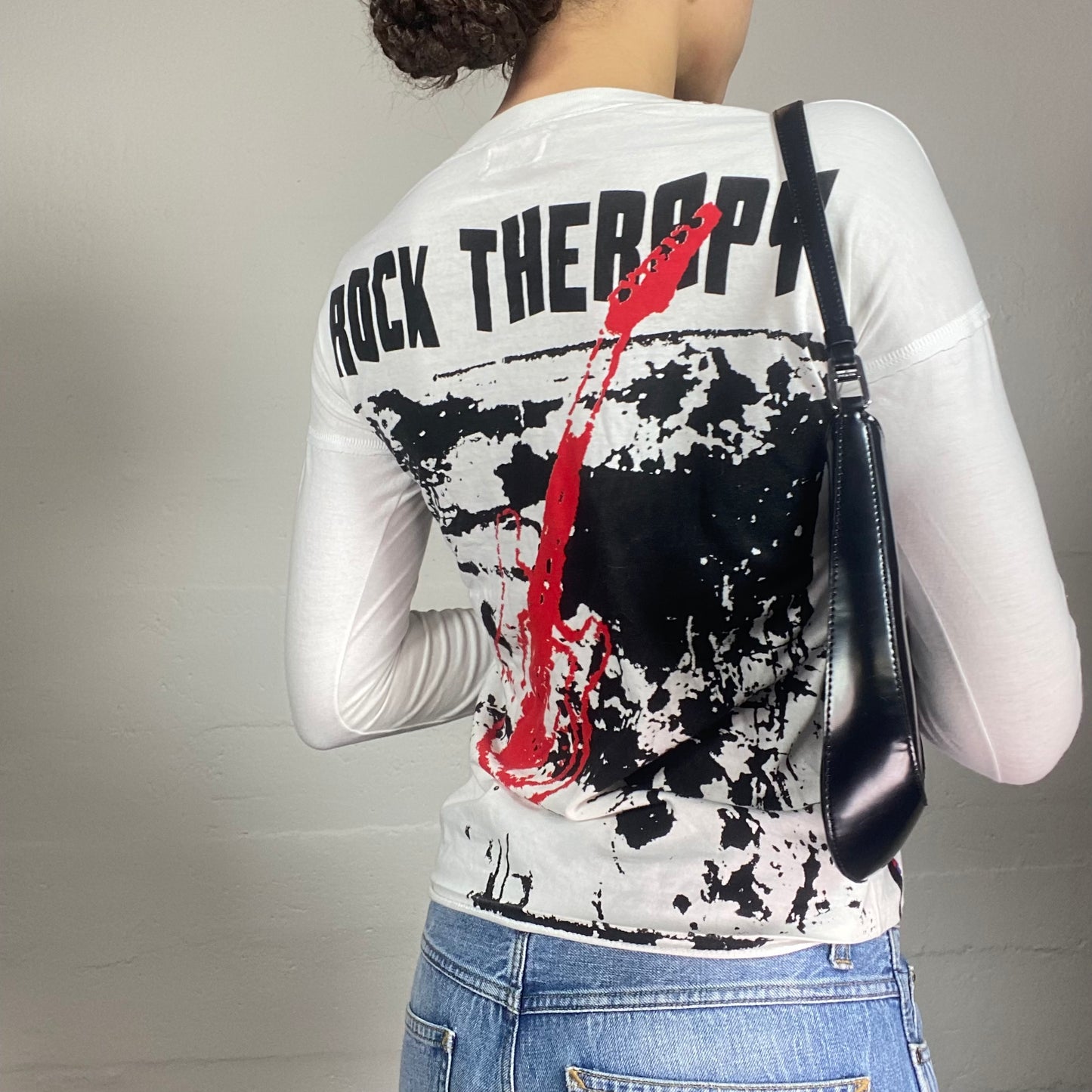 Vintage 2000's Fiorucci Girl Pop White Longsleeve Top with Girl Portrait Print (S/M)