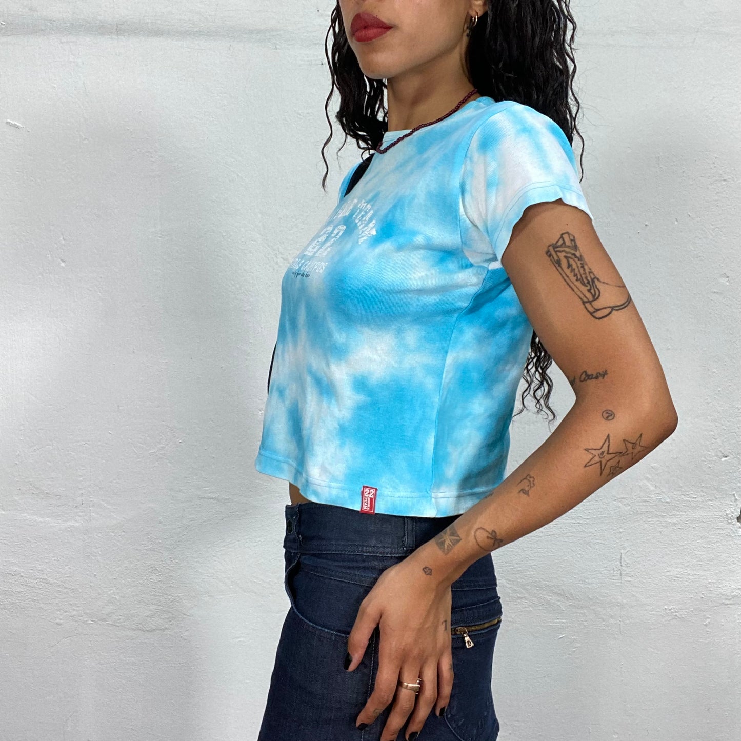 Vintage 2000's Sporty Blue Top with "Double Team 22" Print and Tie Dye Effect (S)