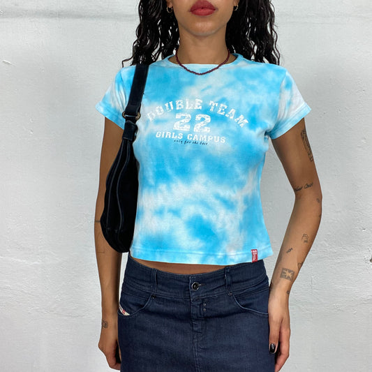 Vintage 2000's Sporty Blue Top with "Double Team 22" Print and Tie Dye Effect (S)