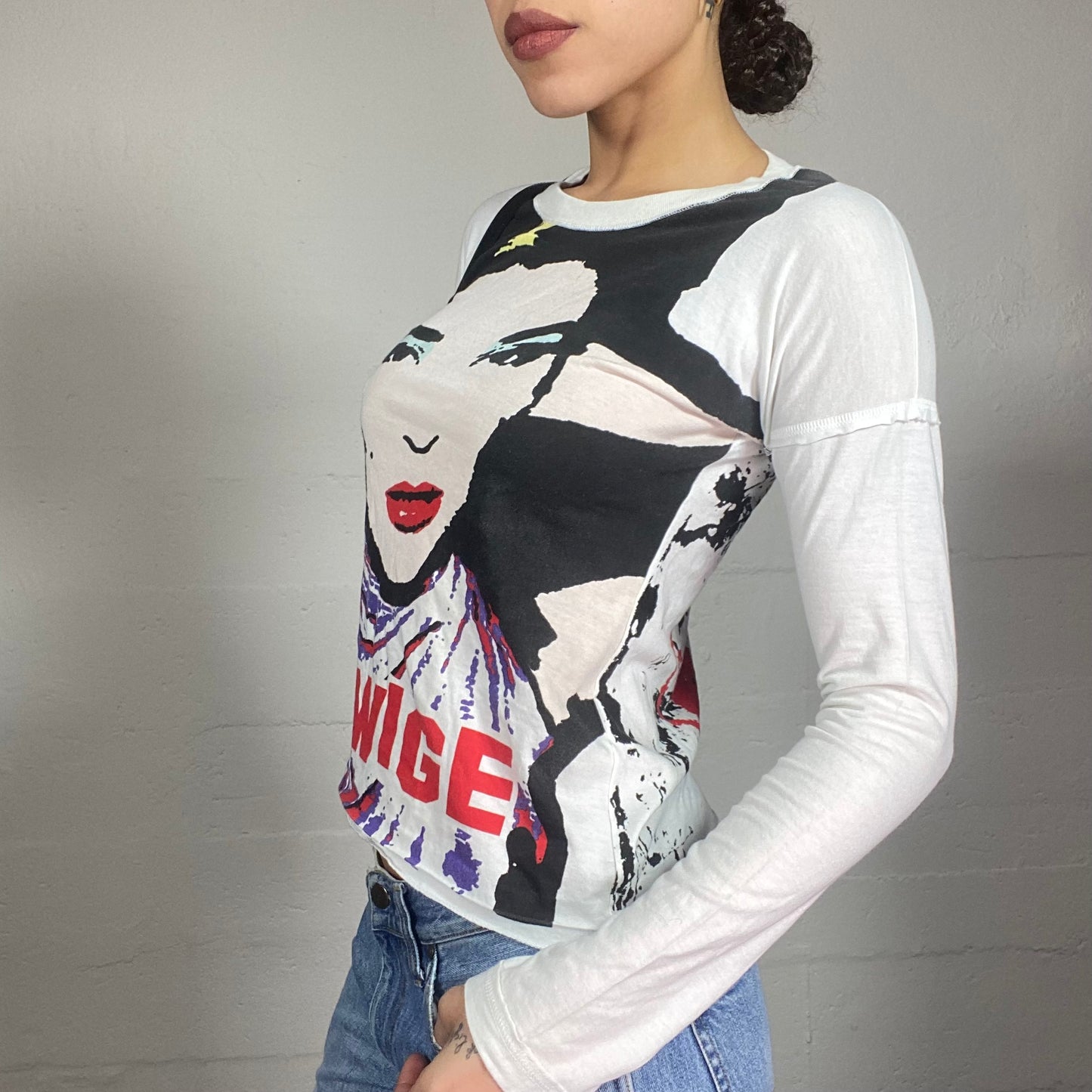 Vintage 2000's Fiorucci Girl Pop White Longsleeve Top with Girl Portrait Print (S/M)