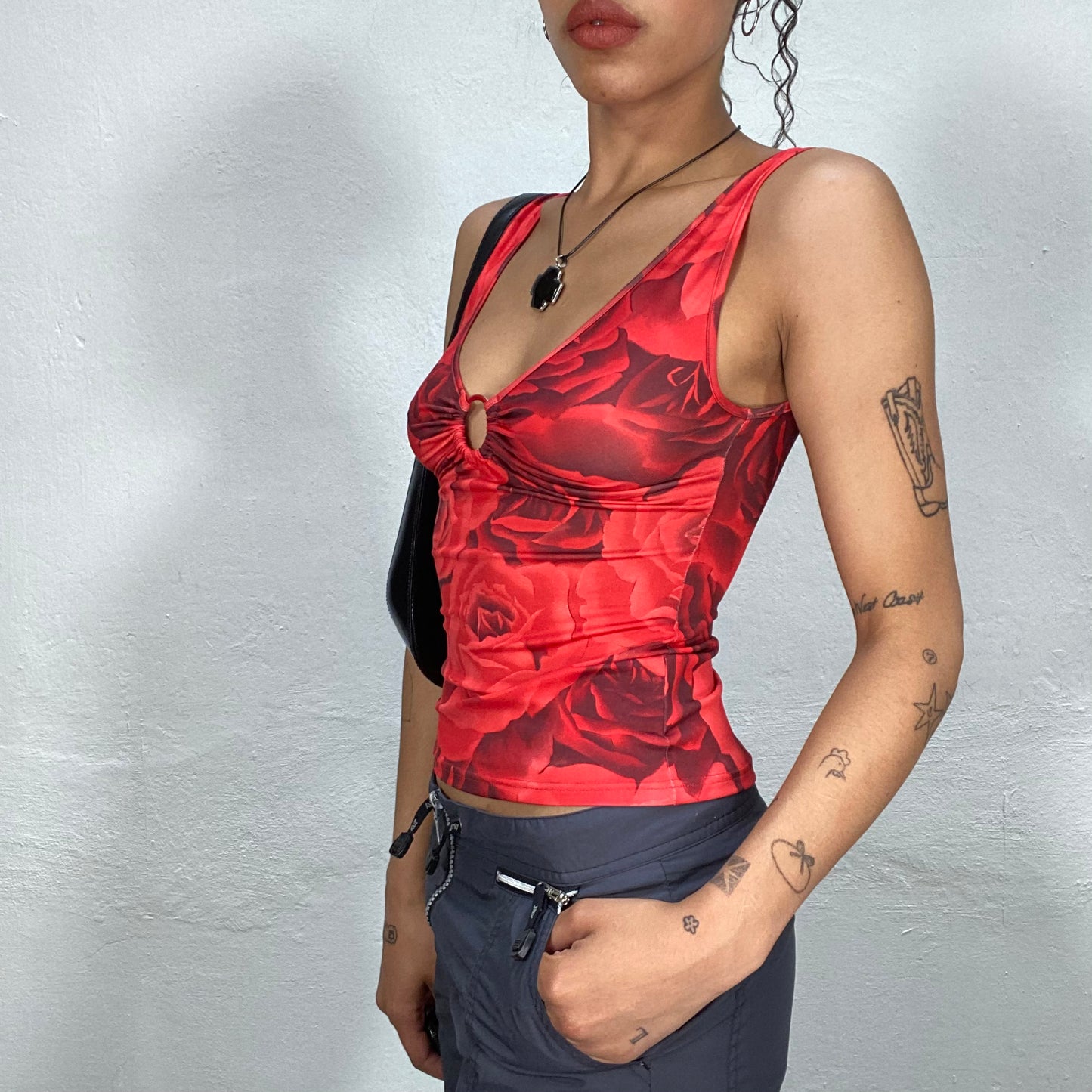 Vintage 2000's Romantic Red Rose Print Tank Top with Ring Detail (XS)