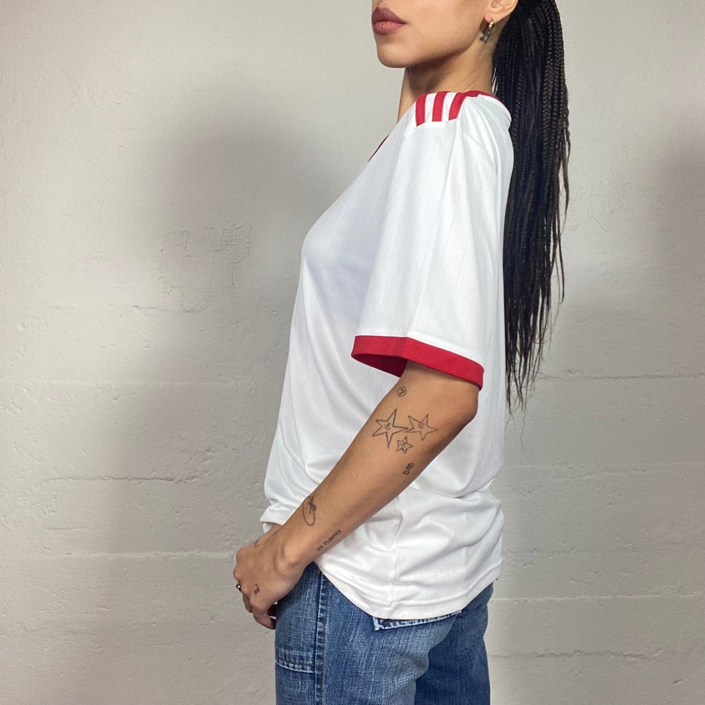 Vintage 2000's Adidas Sporty White Oversized Tee with Red Brand Name Detail (L)