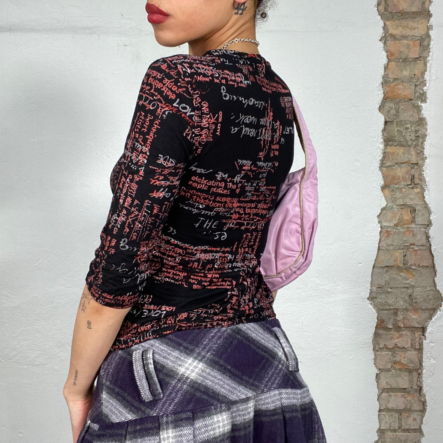 Vintage 2000's Streetstyle Black Midi Sleeve Top with Red Writing Print (S)