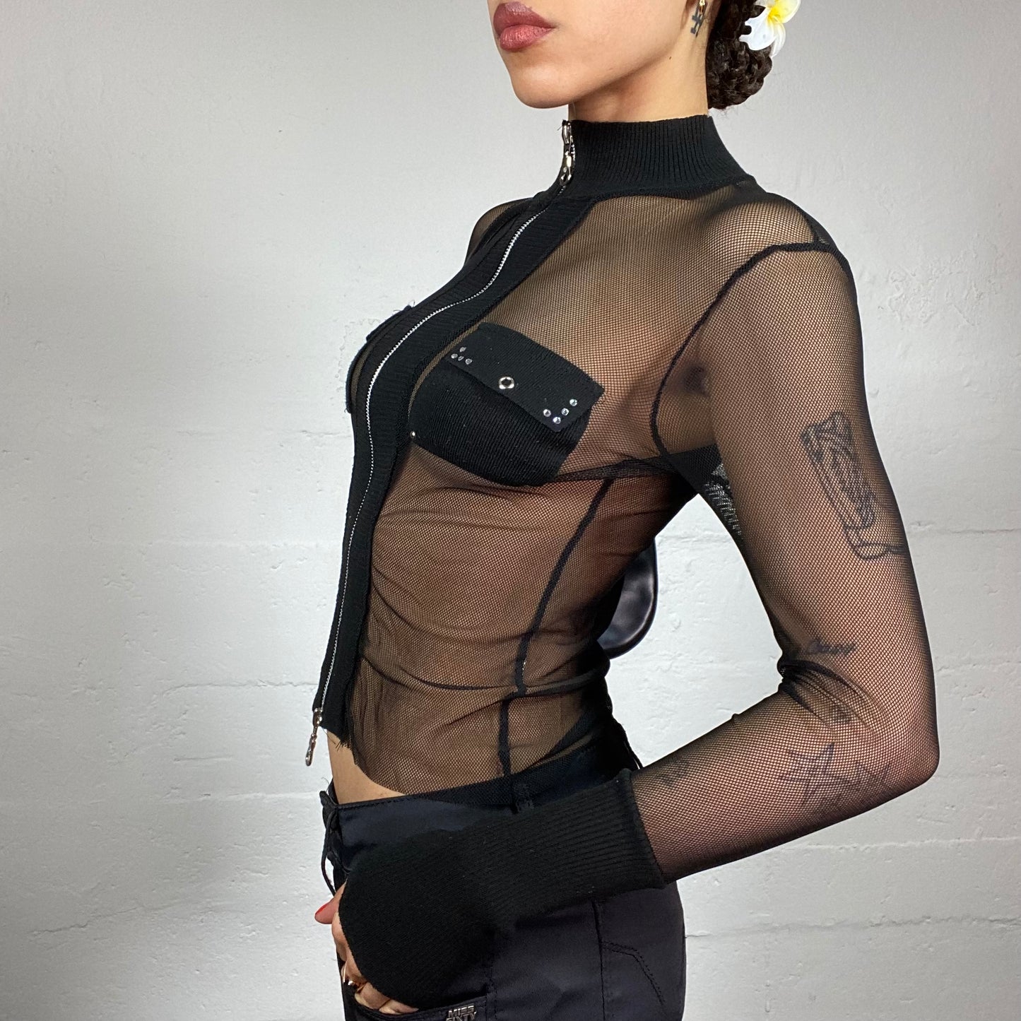 Vintage 2000's Rave Black Mesh Fishnet Zip Up Top with Pockets Covering Part Detail (S/M)
