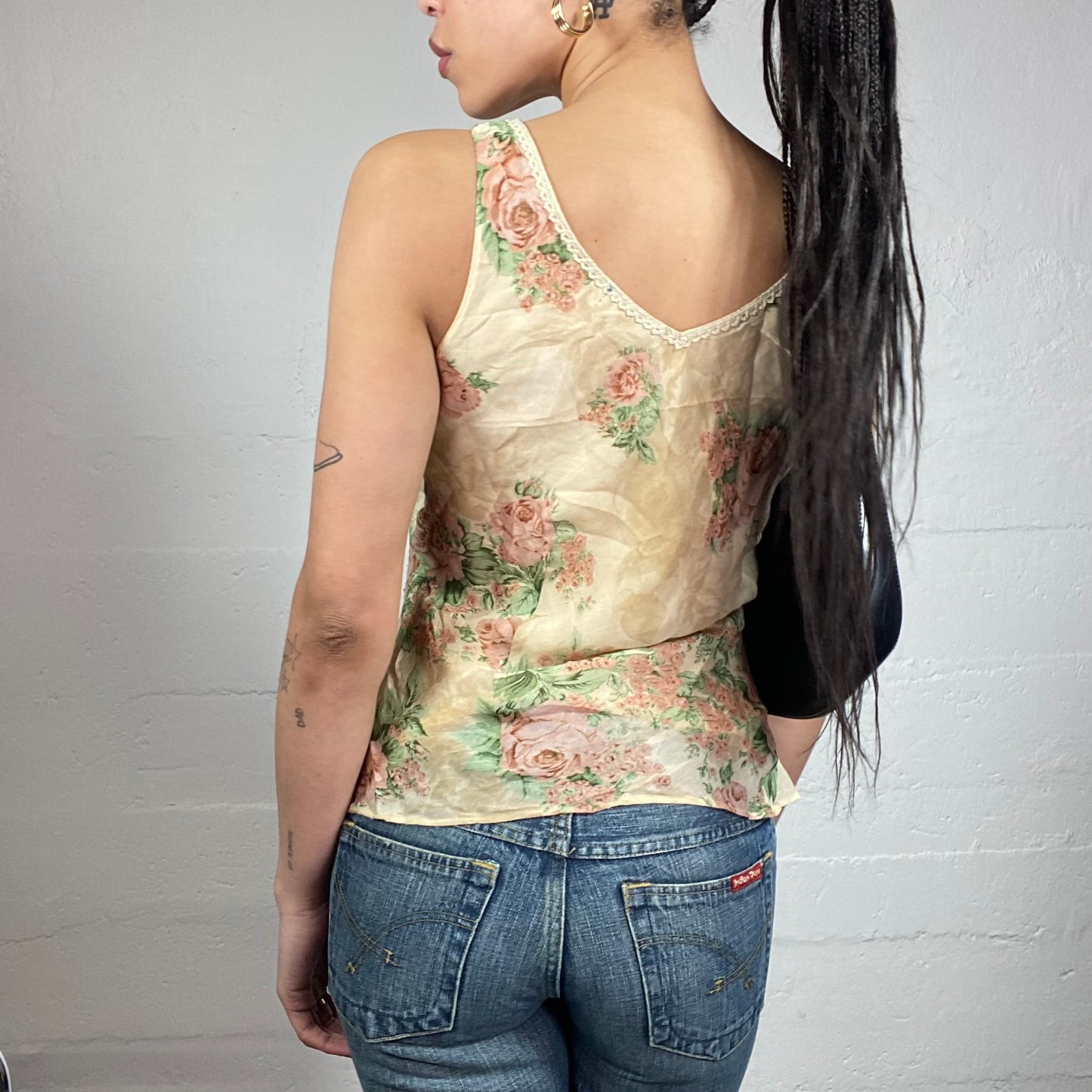 Vintage 2000's Soft Girl Pastel Yellow Blouse Top with Pink Roses Print Detail (M)