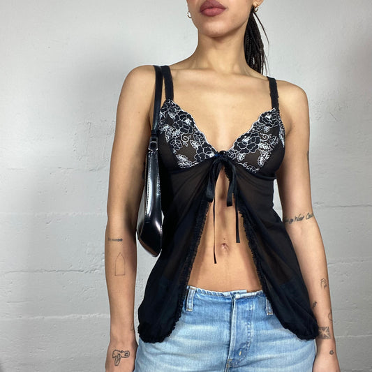 Vintage 2000's Romantic Lingerie Black Open Top with White Lace Chest Covering (S)