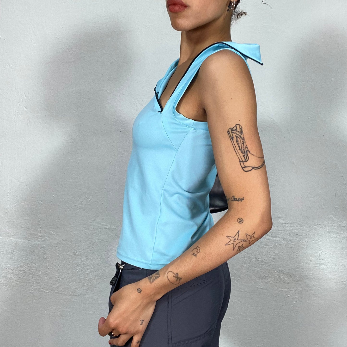 Vintage 90's Sporty Blue High Neck Tank Top with Black Neck Zipper Detail (S)