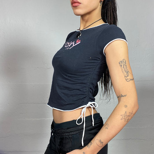 Vintage 2000's Roxy College Girl Black Cropped Top with Pink Logo Brand Print (S)