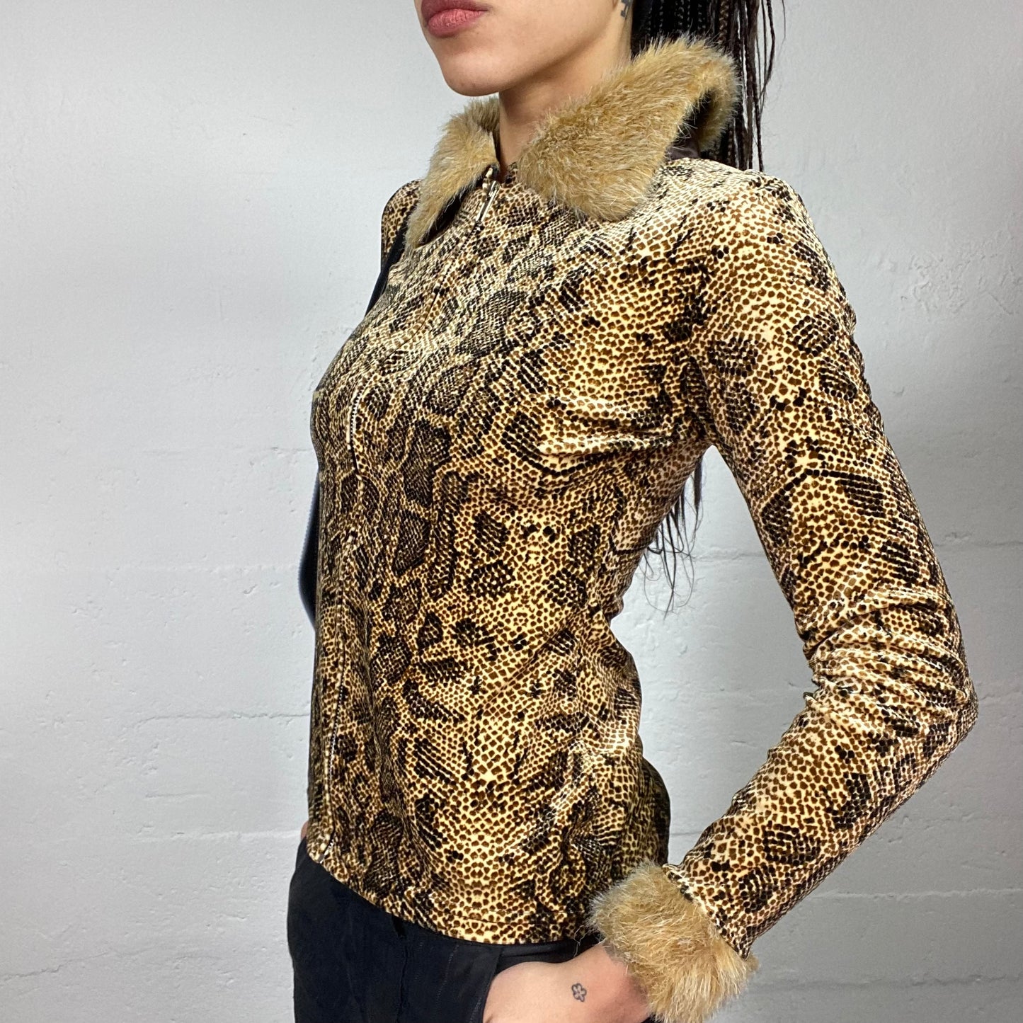 Vintage 90 Janice Beige Cheetah Skin Print Zip Up Jacket with Fur Trim Detail (S)