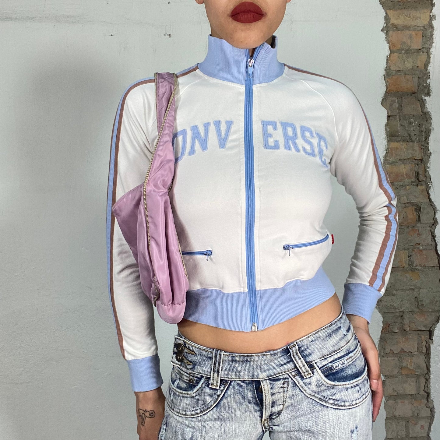 Vintage 2000's Converse White and Baby Blue Zip Up Sweater (S)