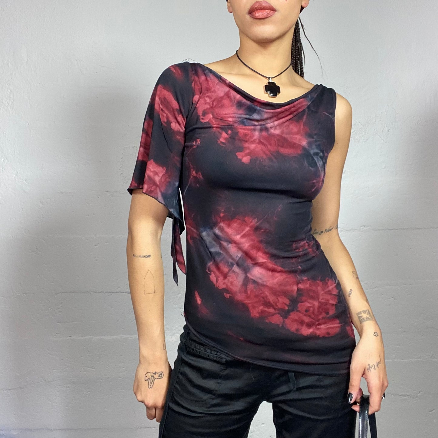Vintage 90's Whimsigoth Black One Shoulder Top with Red Wavy Tie Dye Print and Asymmetric Cut(S)