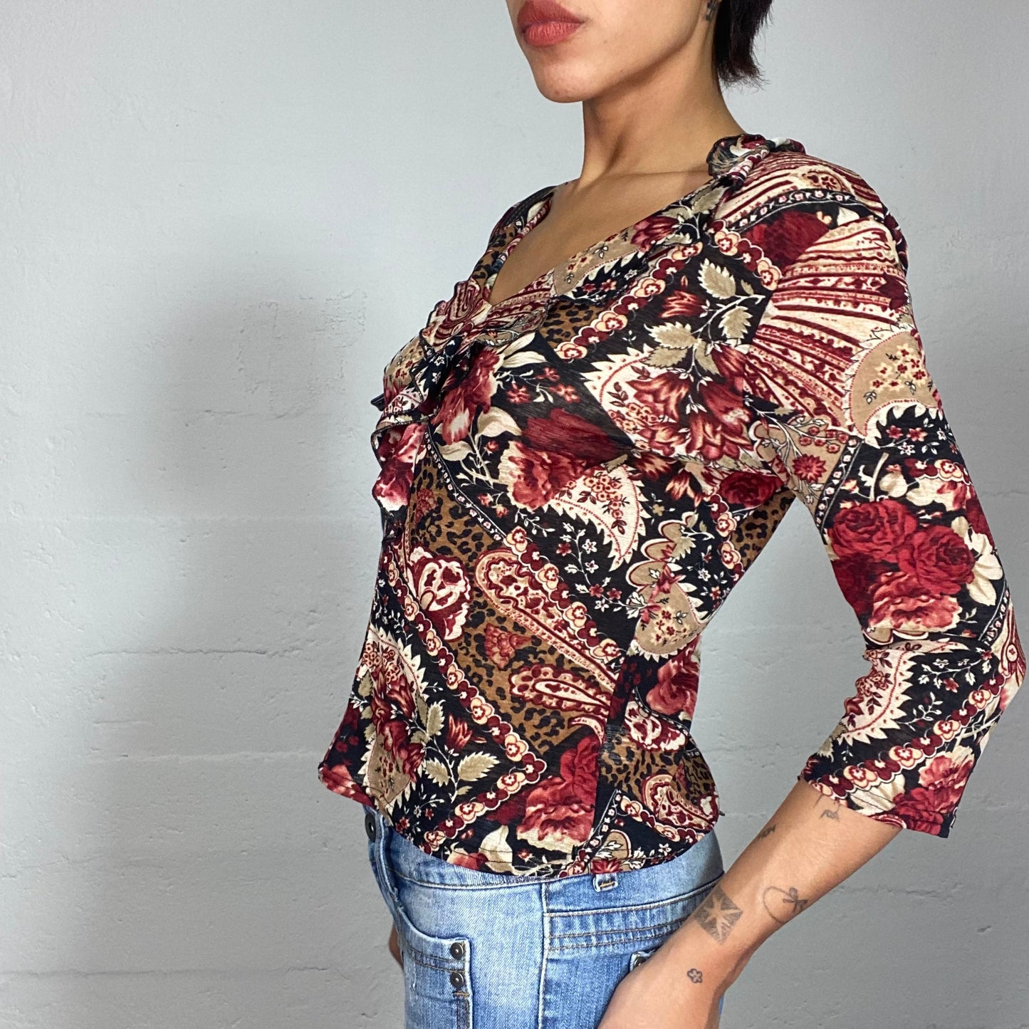Vintage 2000's Hippie Beige Longsleeve Top with Brown and Garnet Floral Print (M)