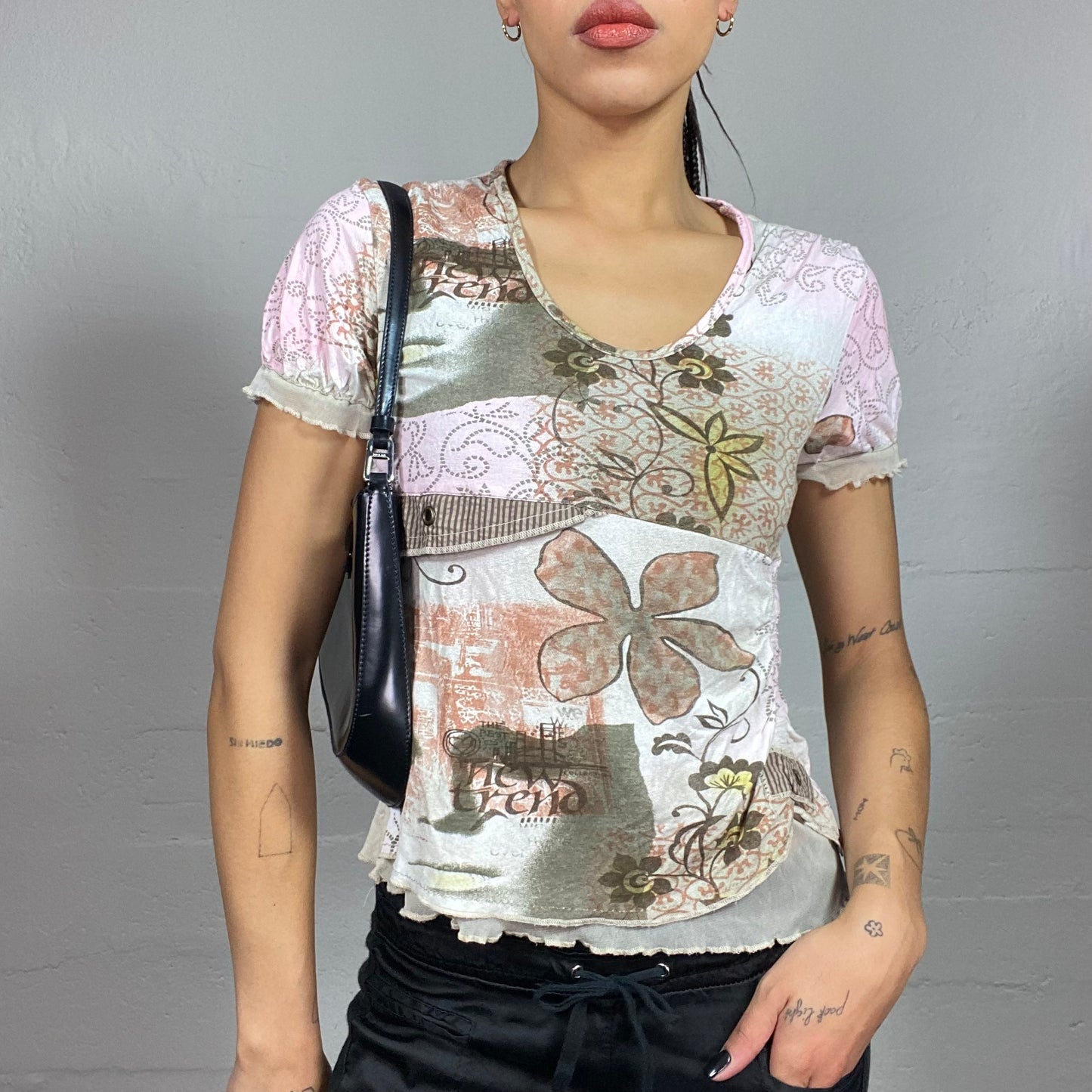 Vintage 2000's Soft Girl White and Pastel Colors Top with Floral Print (M)