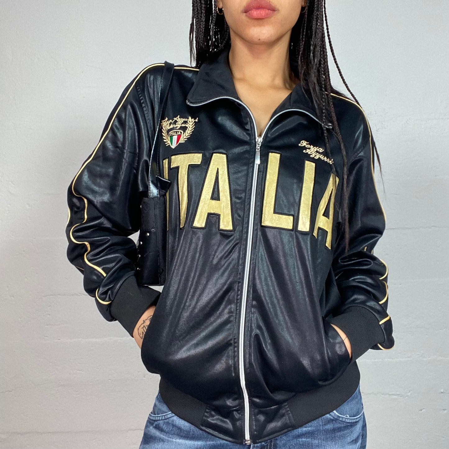 Vintage 2000's Jersey Shore Black Faux Leather Oversized Jacket with Gold "Italia" Print (L)