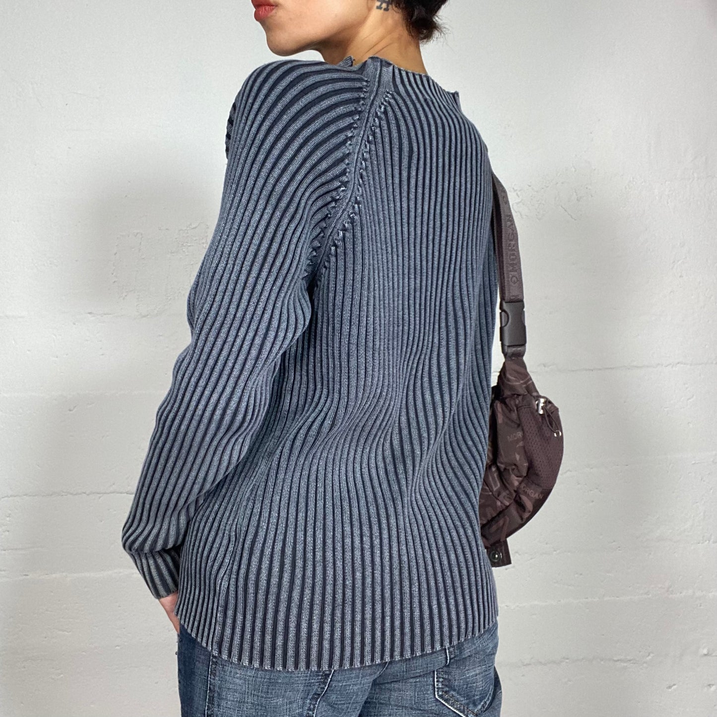 Vintage 90's Classic Blue Oversized Sweater with Tunnel Knitting Detail (L)