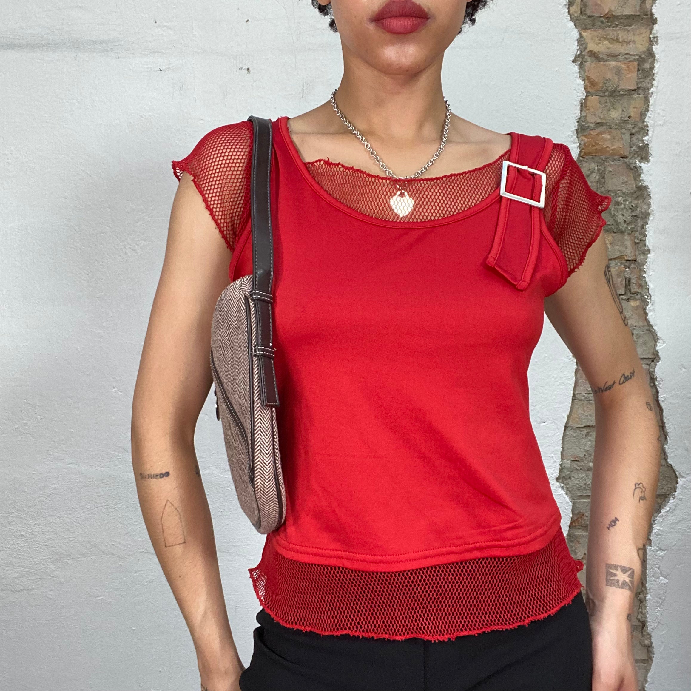 Vintage 2000's Sporty Red Top with Fishnet and Buckle Detail On the Si ...
