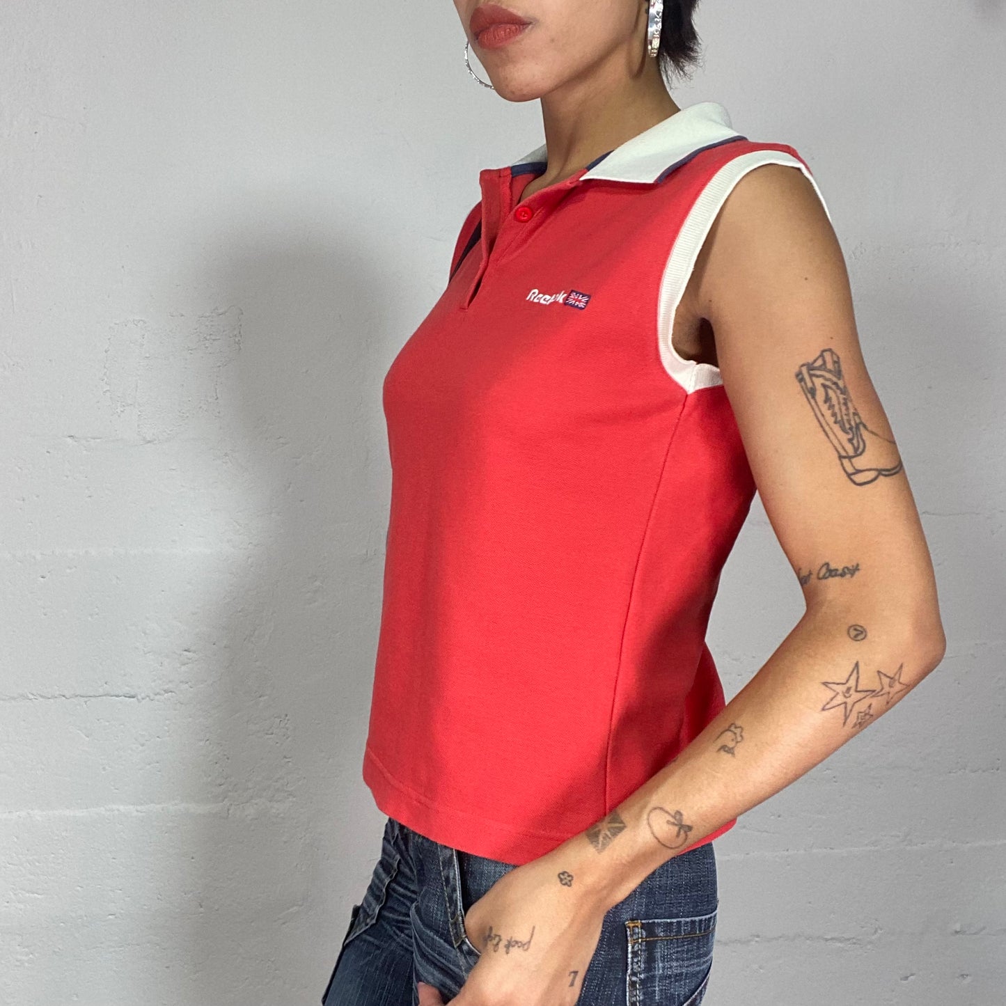 Vintage 90's Reebok Sporty Red Polo Top with White Collar Detail (S)