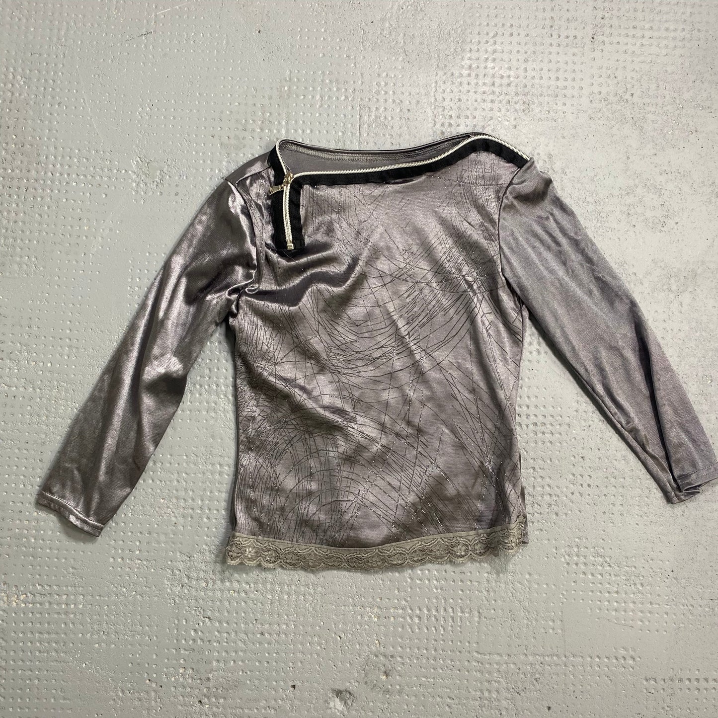 Vintage 2000's Office Grey Swirly Blouse with Zip Neckline Detail (M)