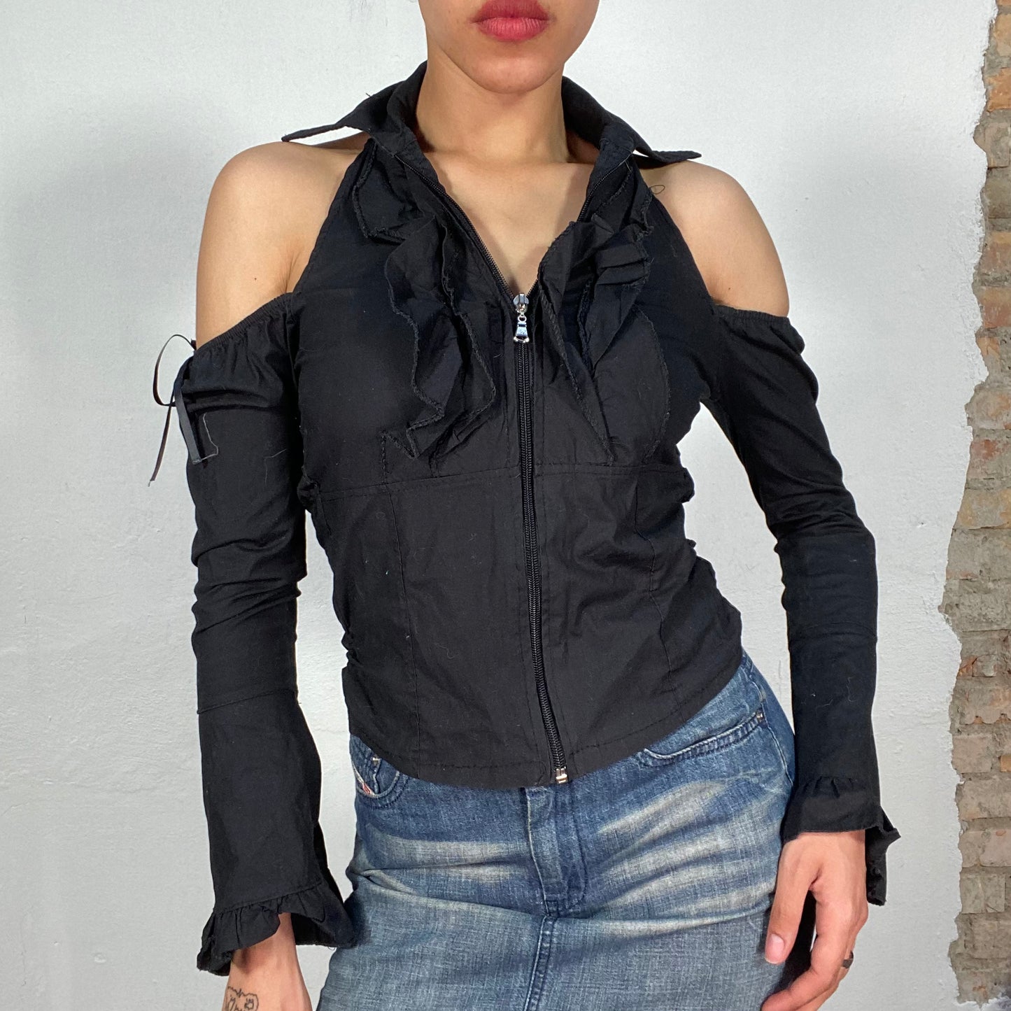 Vintage 90's Gothic Black Zip Up Shoulder Free Blouse with Ruffle Trim (S/M)