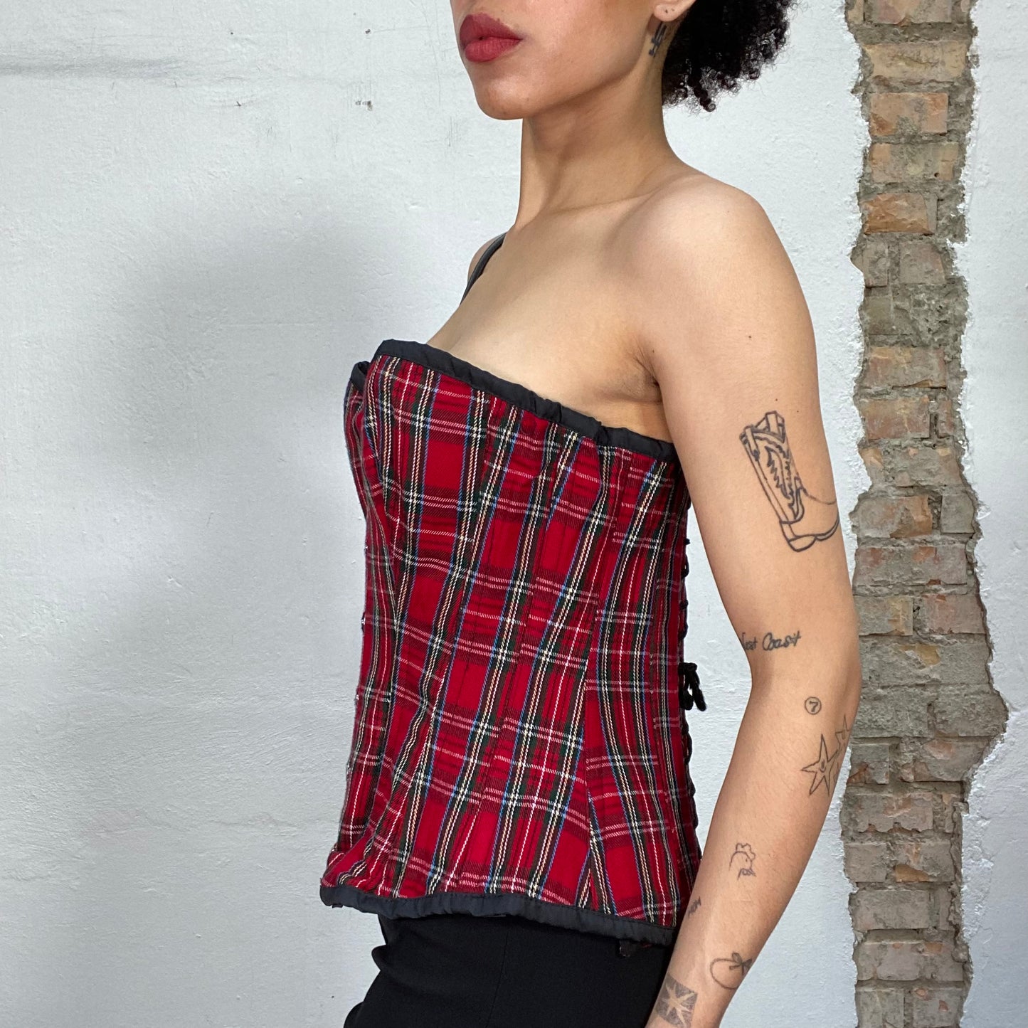 Vintage 90's Whimsigoth Red Tartan Corset with Sweetheart Neckline and Hooks (S)