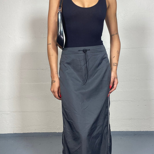 Vintage 90's Grey Techwear Maxi Skirt with White Trim Detail (S)