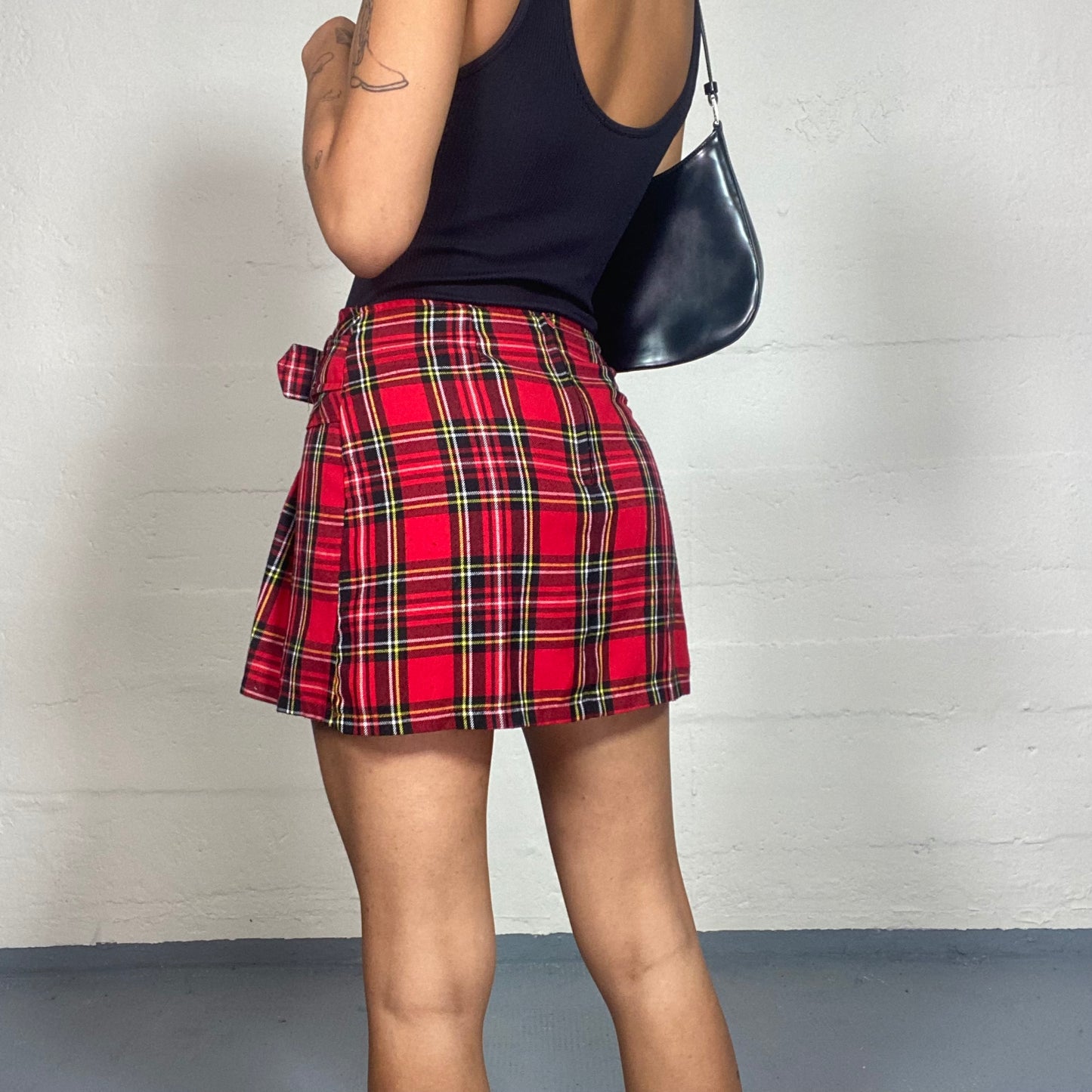 Vintage 90's Clueless Red Checkered Mini Skirt with Belt Detail (S)