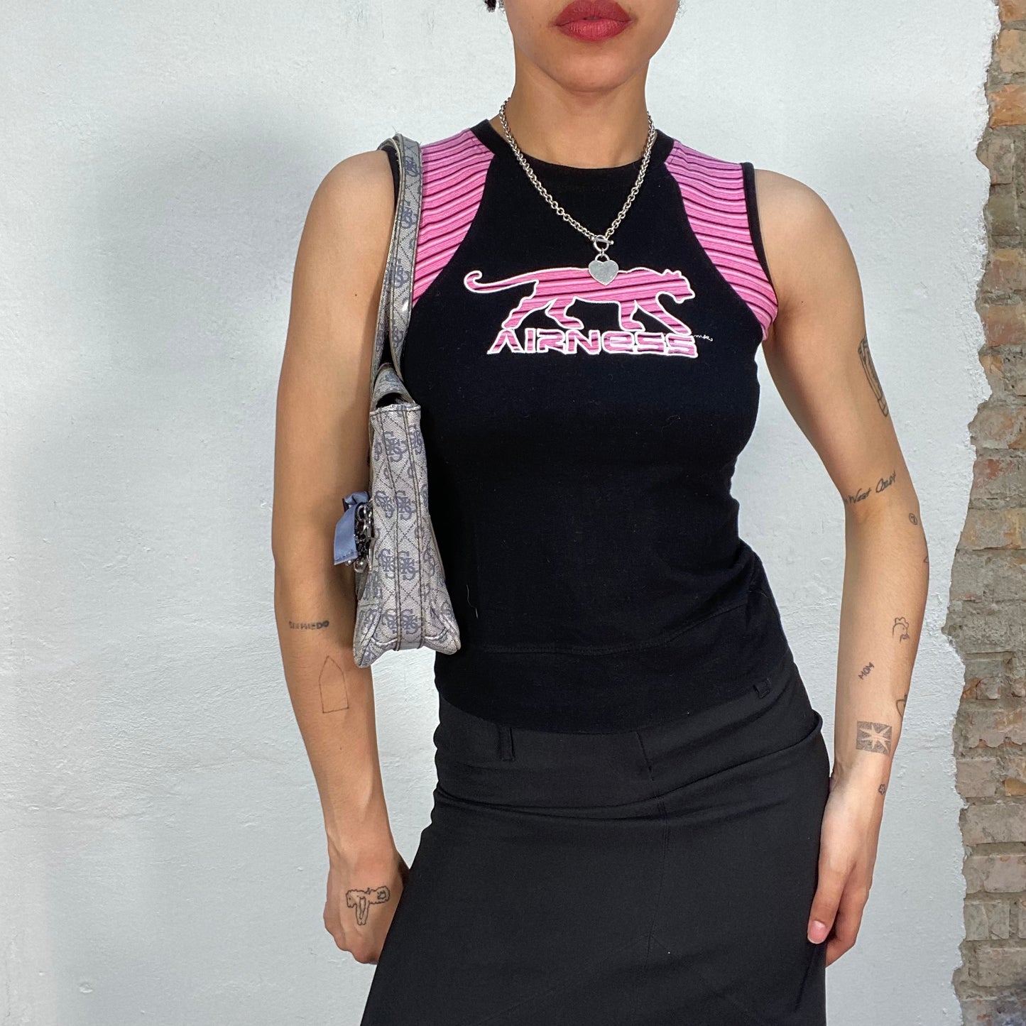 Vintage 2000's Sporty Airness Black Tank Top with Pink Details (S)