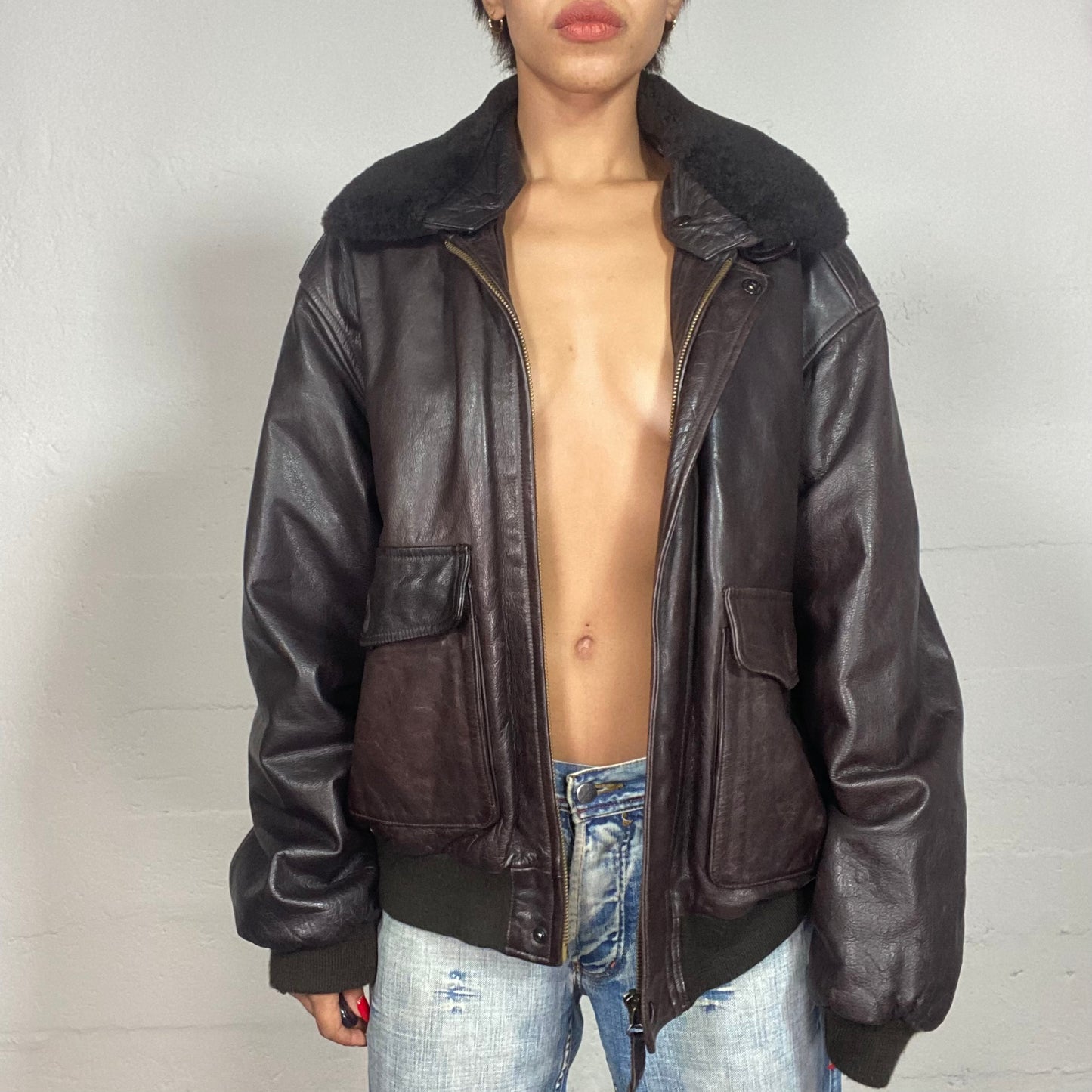 Vintage 2000's Downtown Girl Brown Short Leather Biker Coat with Oversized Fit and Fur Collar(L)