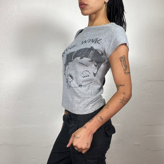 Vintage 90's Downtown Girl Grey Betty Boop Shirt with ‚Wink Wink‘ Print (S)