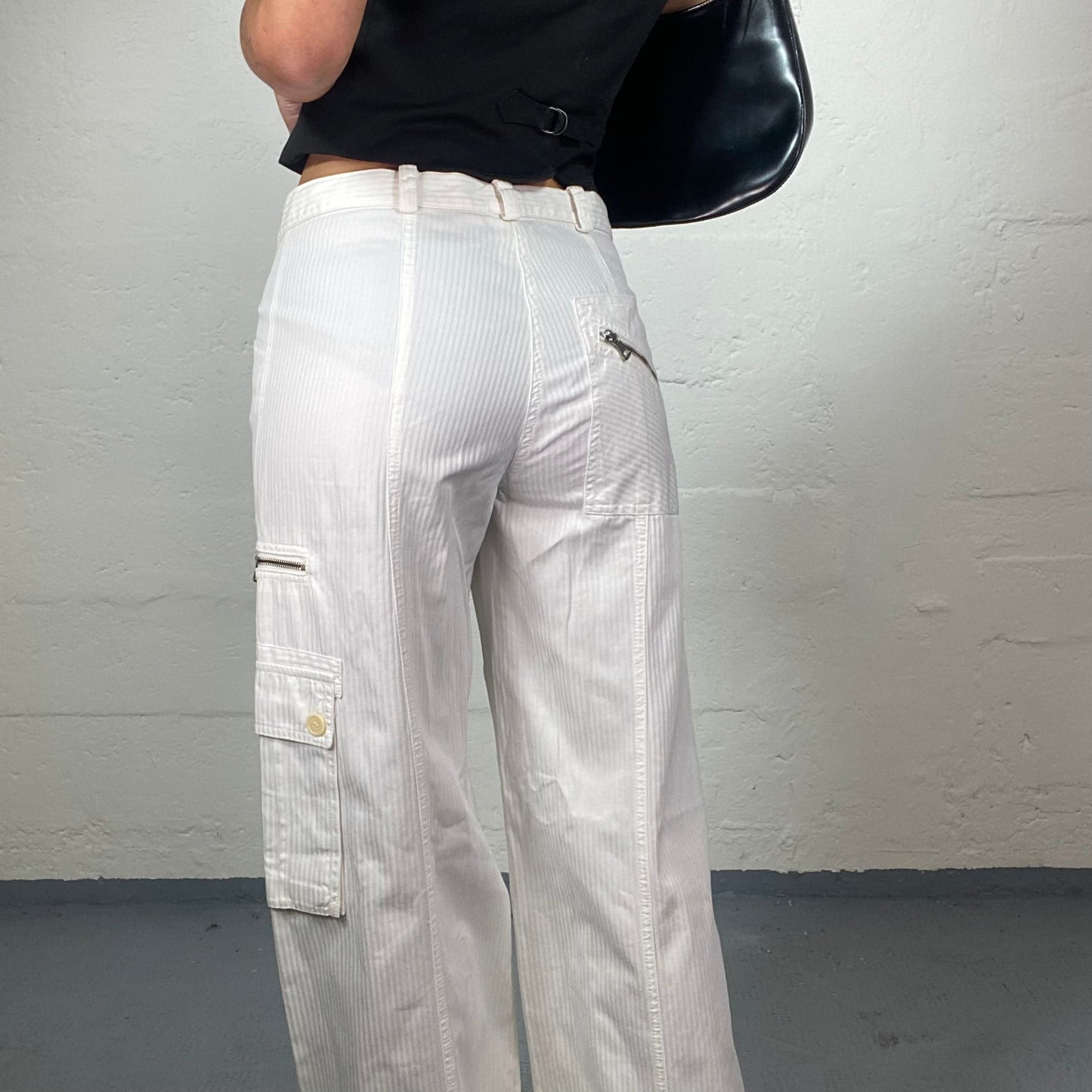 Vintage 90's Downtown Girl White Wide Leg Cargo Pants with Stripe Structure (S/M)