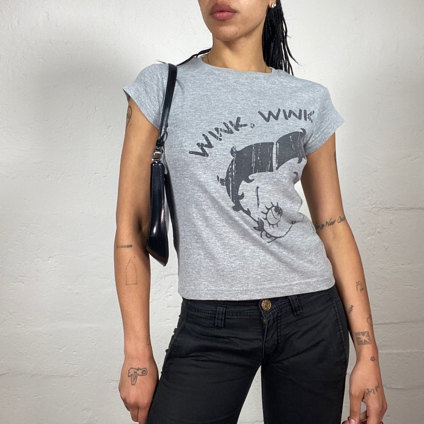 Vintage 90's Downtown Girl Grey Betty Boop Shirt with ‚Wink Wink‘ Print (S)