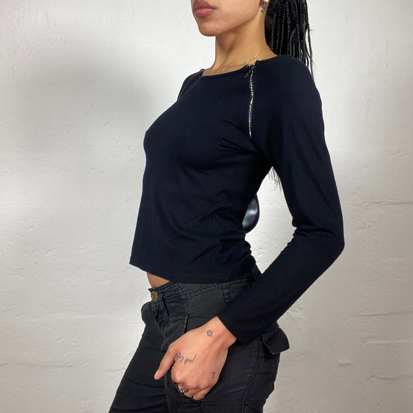 Vintage 2000's Downtown Girl Black 3/4 Sleeve Top with Rhinestone Zipper Shoulder Detail (M)