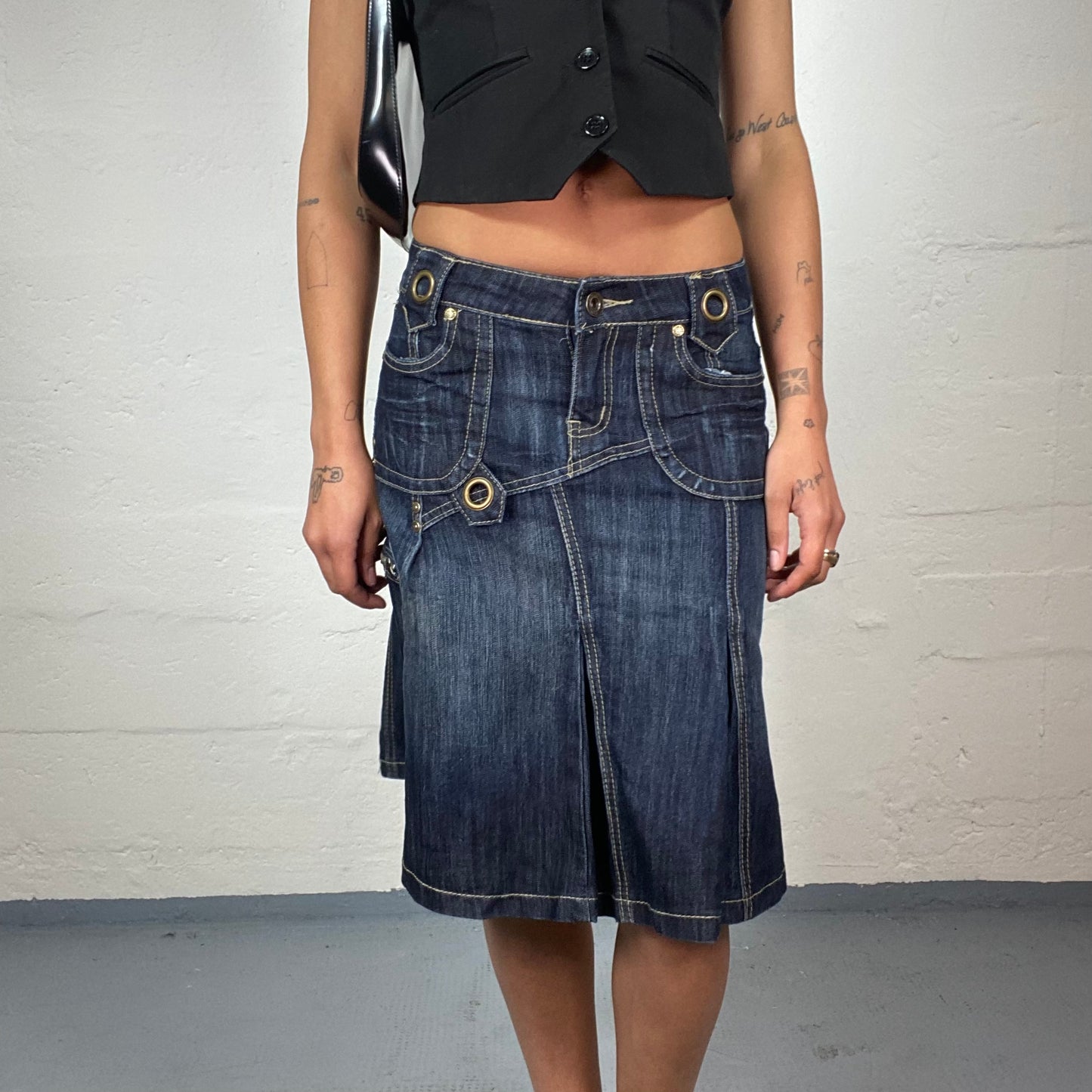 Vintage 2000's Grunge Dark Wash Denim Midi Skirt with Contras Stitching and Eyelet Details (S)