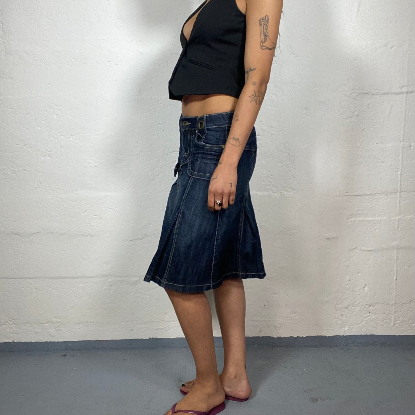 Vintage 2000's Grunge Dark Wash Denim Midi Skirt with Contras Stitching and Eyelet Details (S)