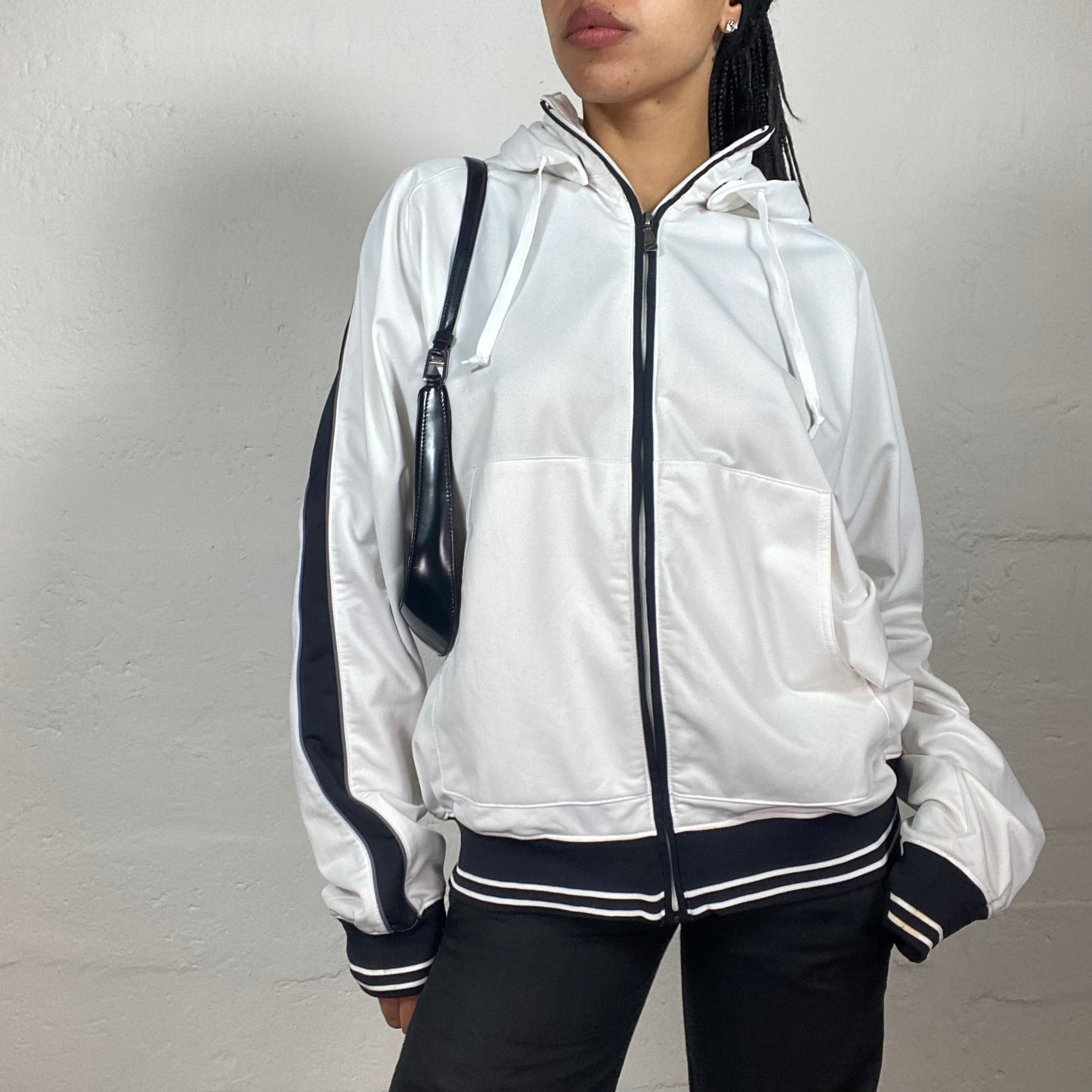 Vintage 90's Sporty Girl White Nike Zip Up Sweater with Blue Side Stripe (L)