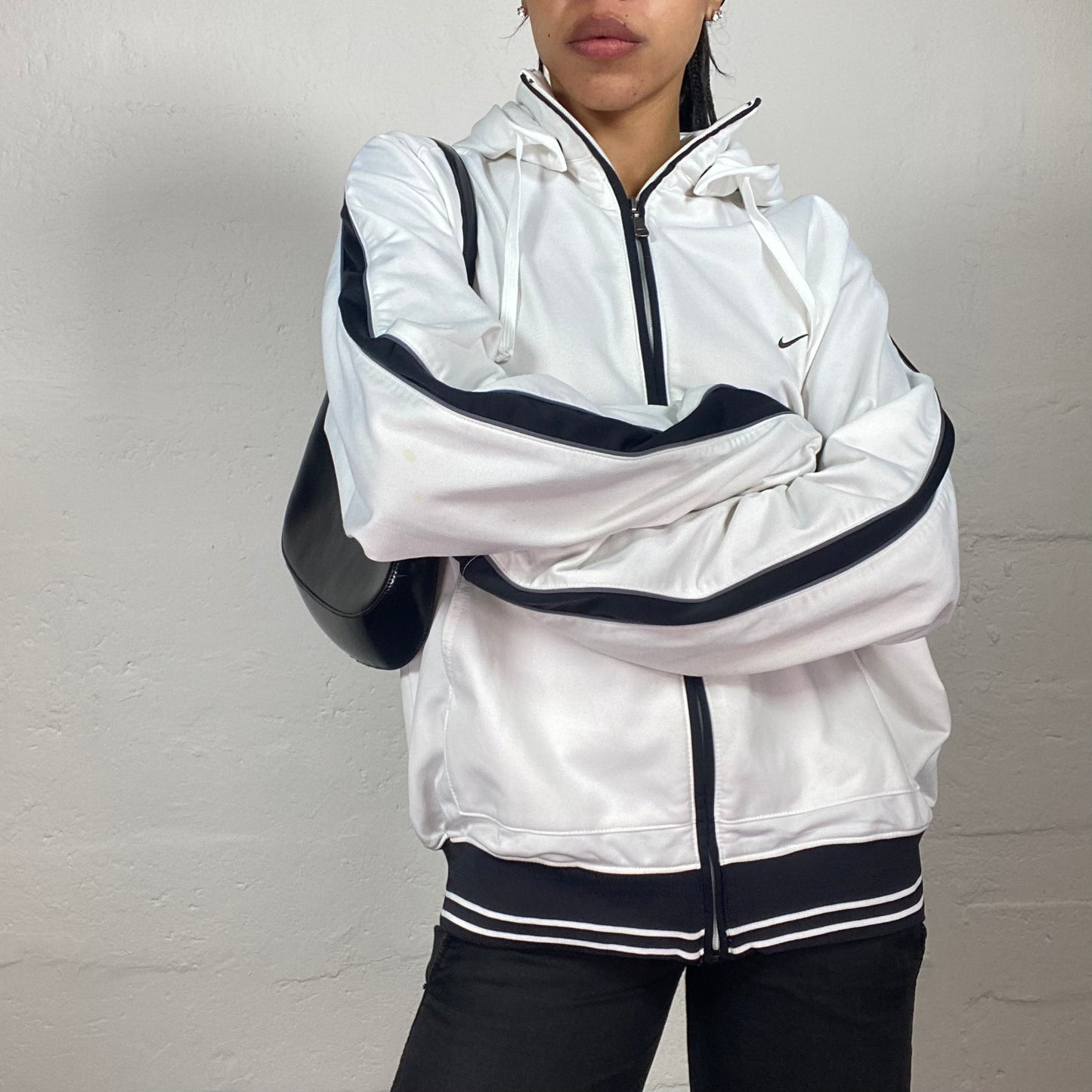 Vintage 90's Sporty Girl White Nike Zip Up Sweater with Blue Side Stripe (L)