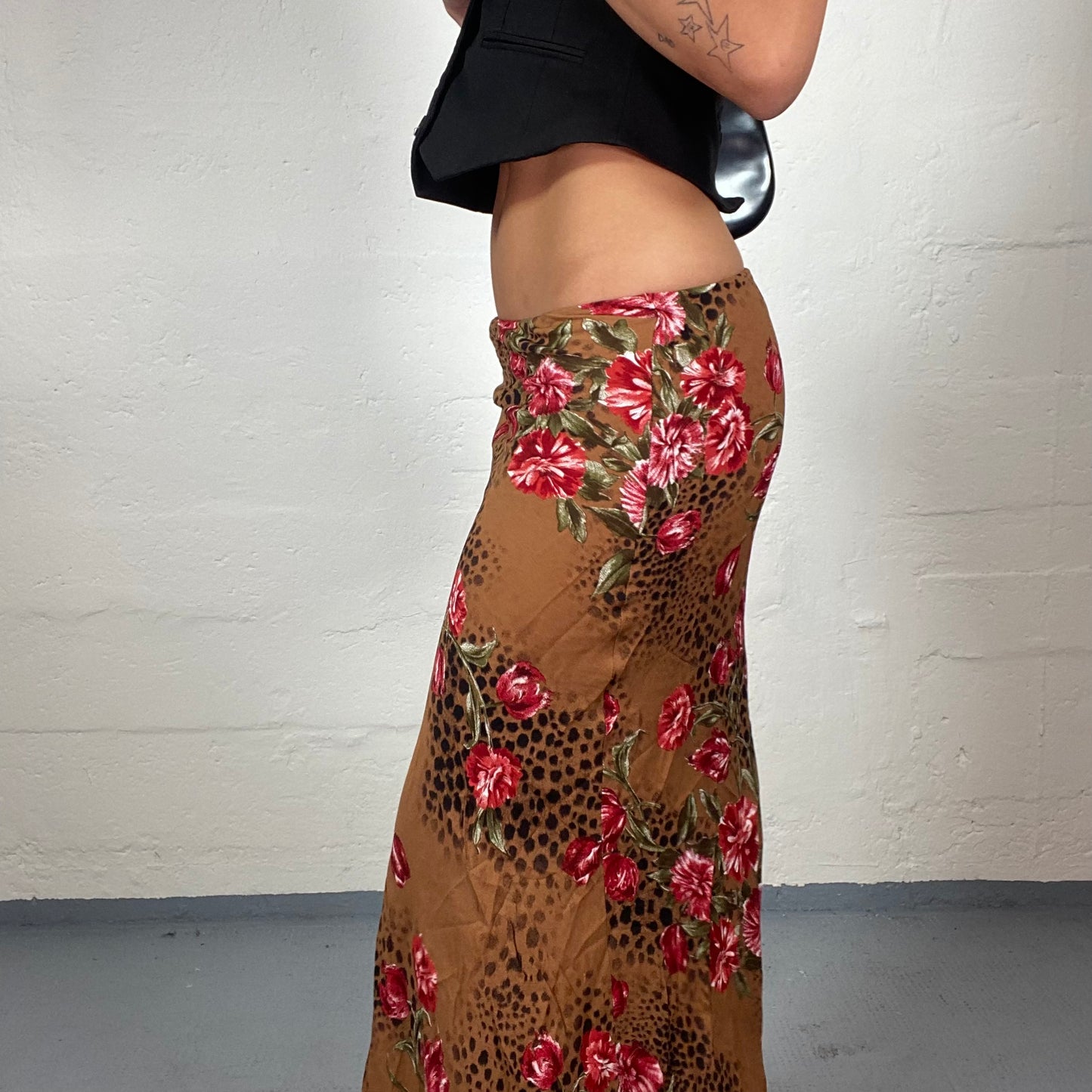 Vintage 2000's Summer Vacy Rusty Orange Maxi Skirt with Floral and Leo Print  (S)