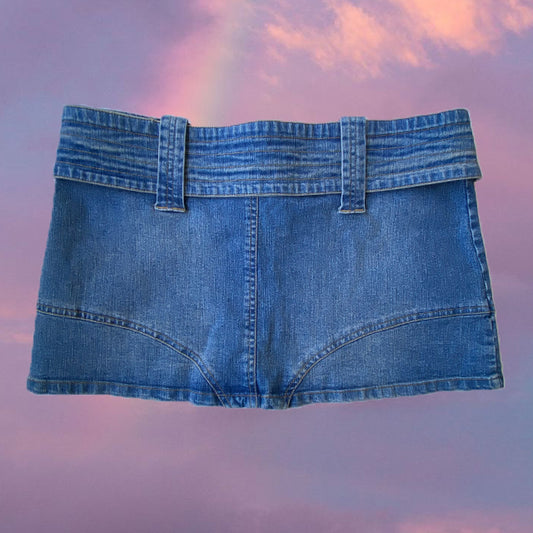 Vintage Y2K Low Waist Denim Mini Skirt with Buckle (M)