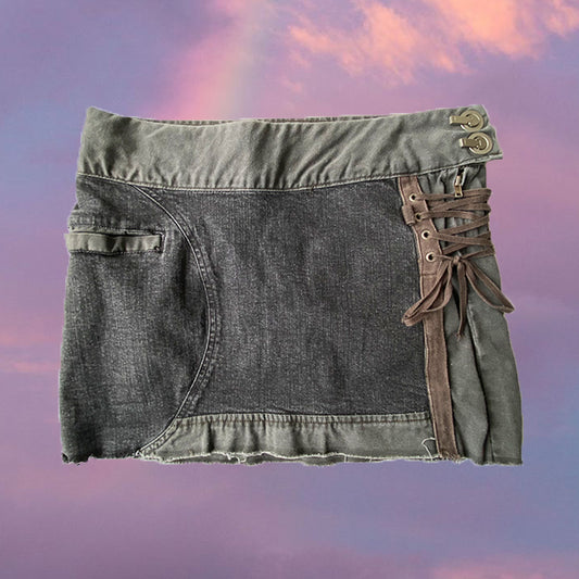 Vintage Y2K Subversive Grunge Denim Mini Skirt (34 EU - UK 6 - US 2)