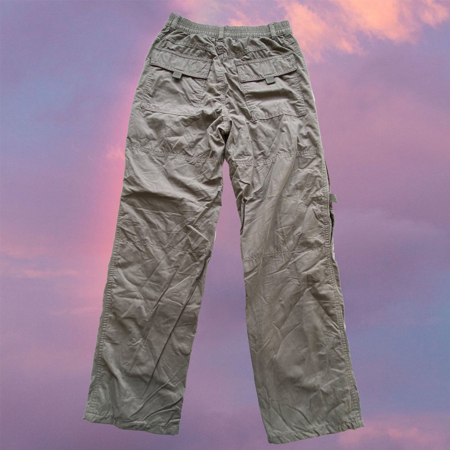 Vintage 90’s Tech Khaki Baggy Cargo Pants (34 EU / 6 UK / 2 US)