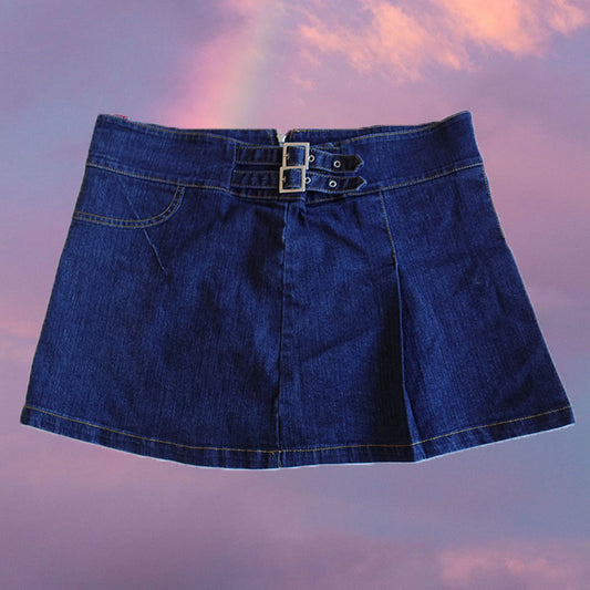 Vintage Y2K Denim Pleated Miniskirt with Buckle Detail (L)
