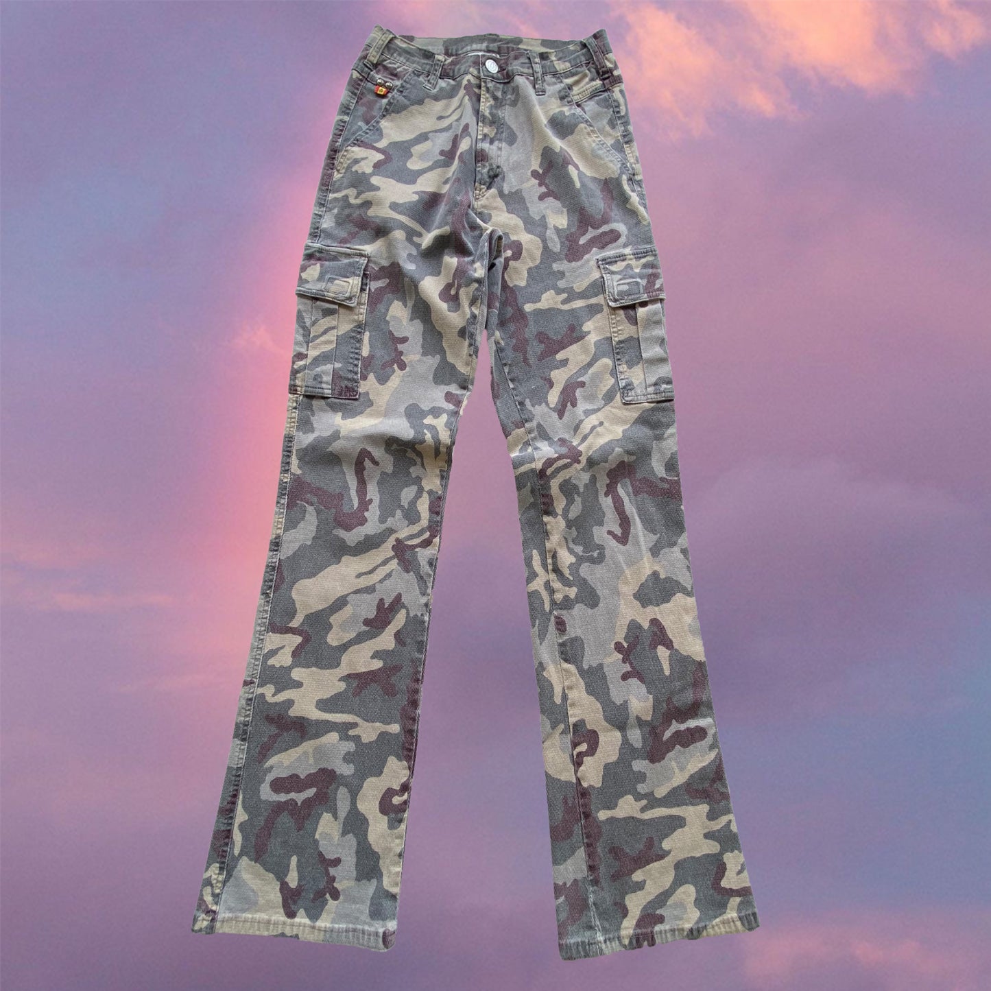 Vintage 90’s Camo Baggy Cargo Pants (34 EU / UK 6 / US 2)